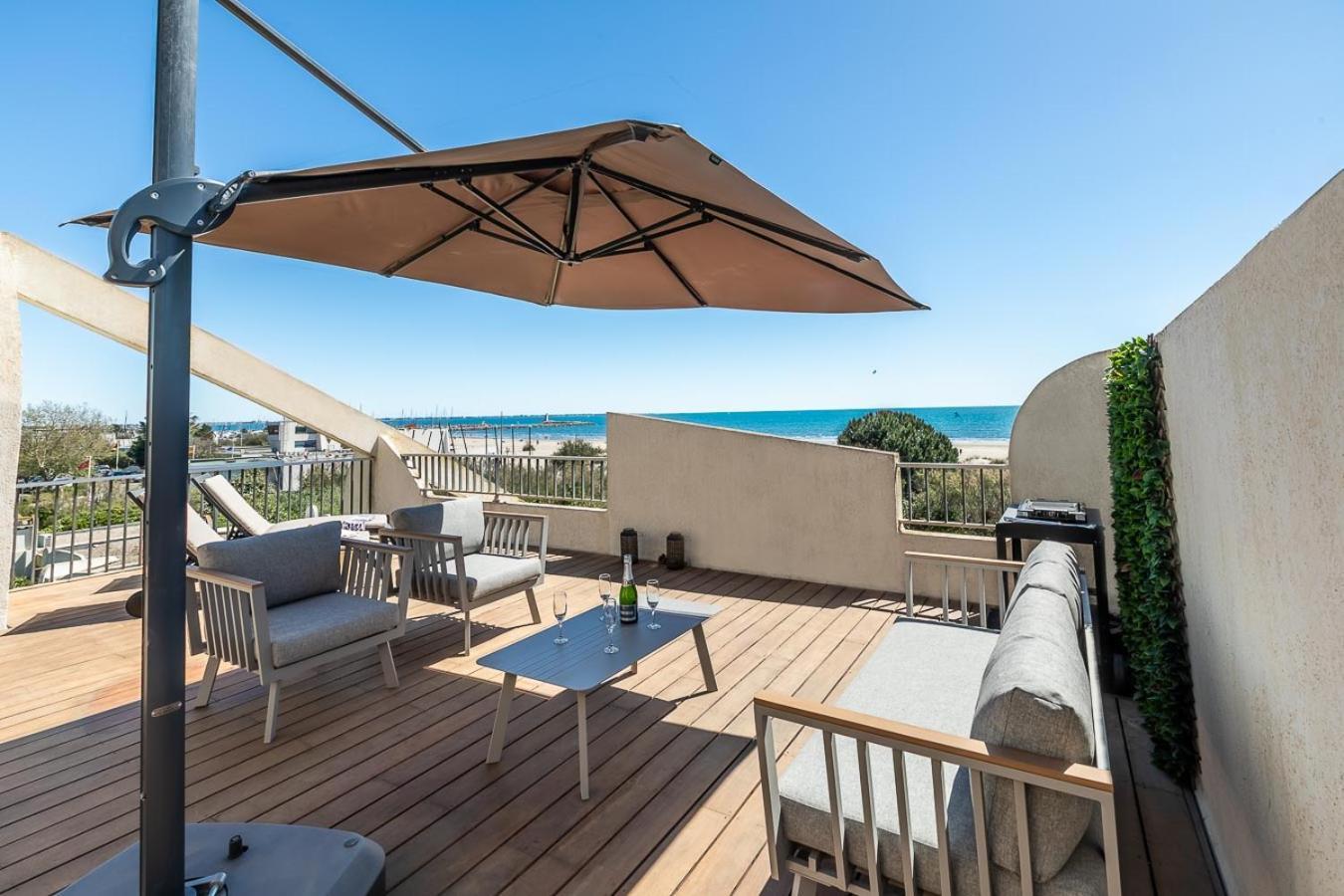 Suite Terrasse Xxl - Front De Mer - Parking - Ambiance Plage ลา กร็องเดอ-ม็อต ภายนอก รูปภาพ
